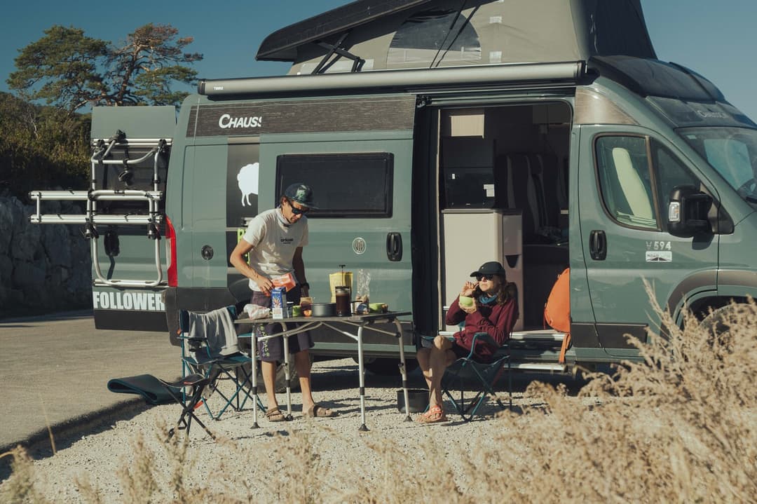 van EXPLORER 4 POP-UP